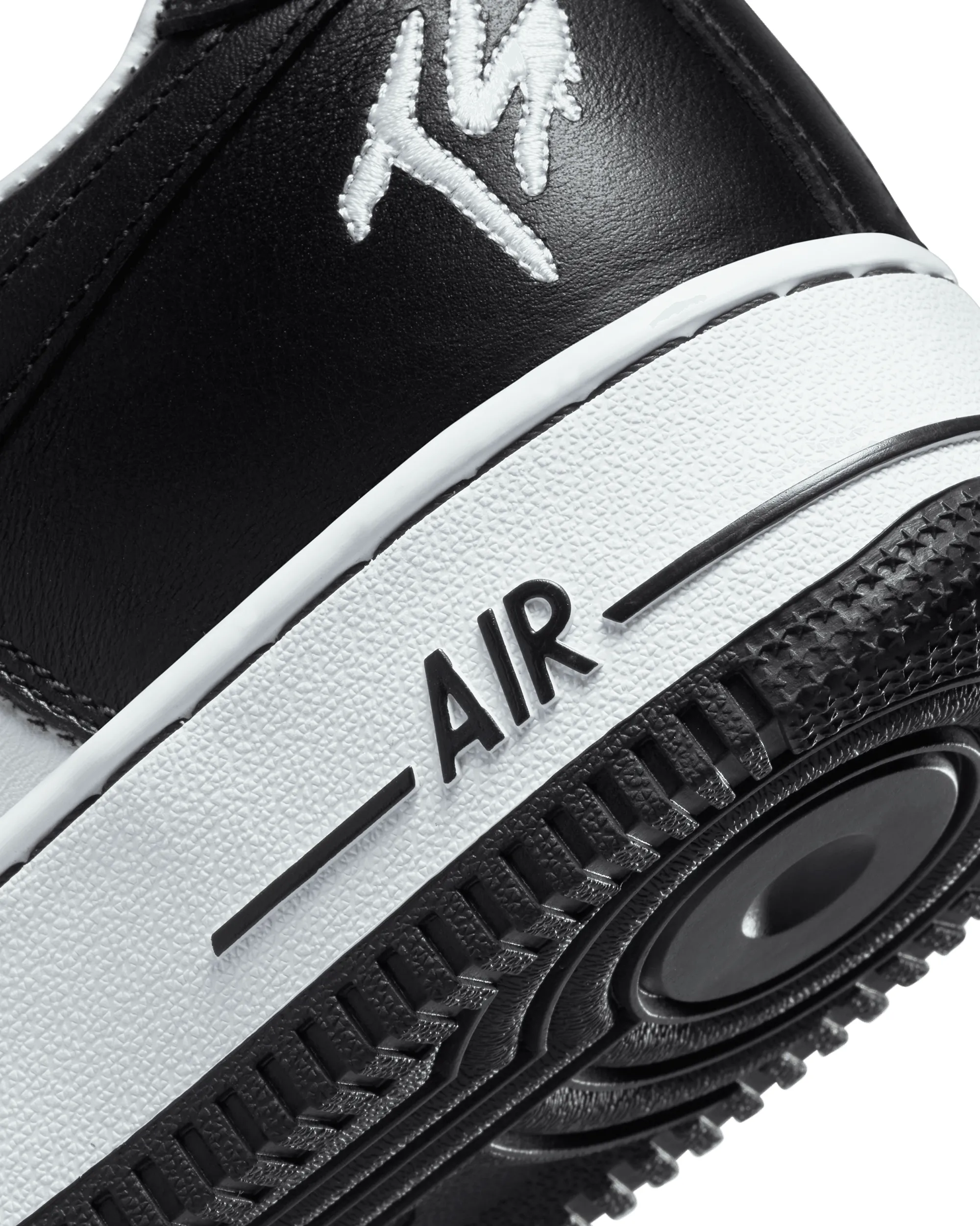 Air Force 1 Low "Terror Squad" - Black / White