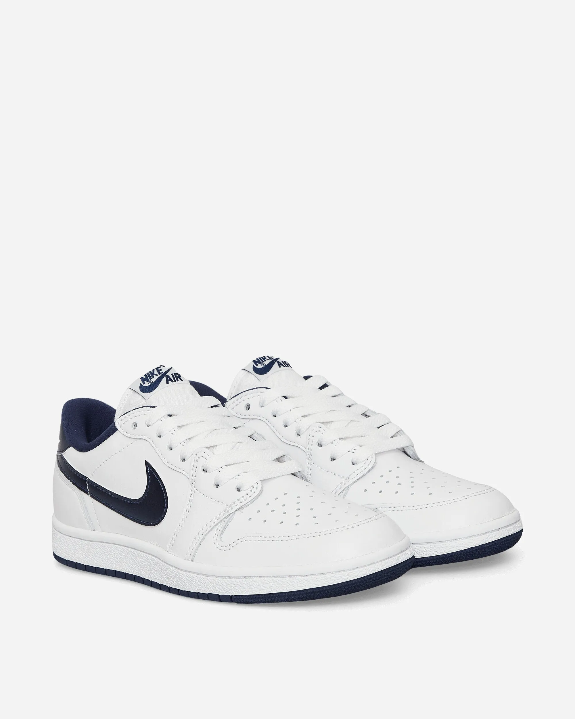 Air Jordan 1 Low Sneakers  White / Navy