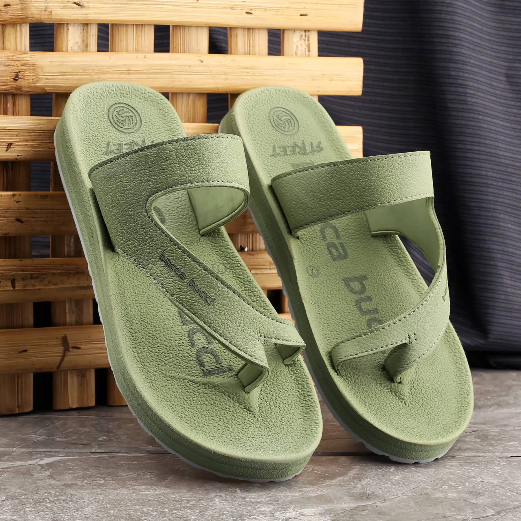 Bacca Bucci BEACH-CLUB Cloud Flip-Flop | Non-Slip With Rubber Outsole