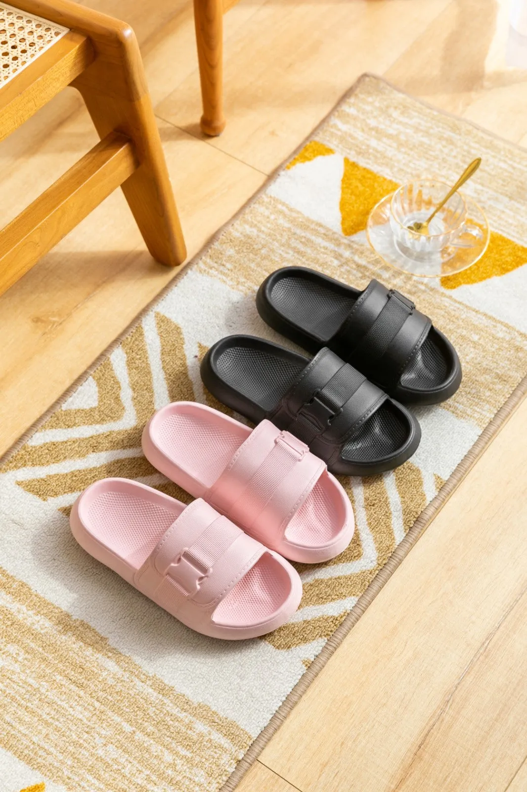 Bounciz™ Smarty Slides - Maximum Comfort Fashionable EVA Slippers