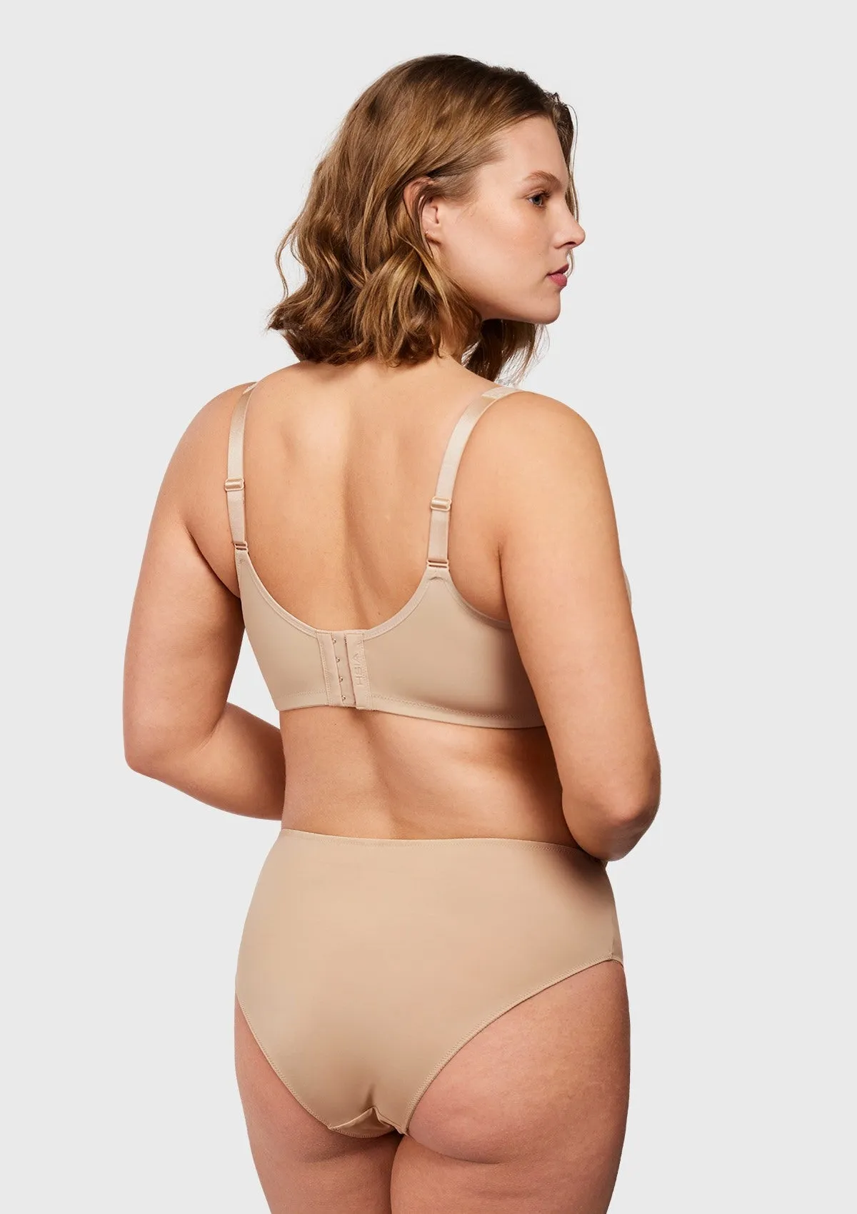 CoolComfort Smoothing Unlined Underwire Minimizer Bra